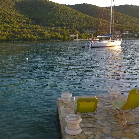 Apartment By The Sea Grebastica, Sibenik - 5270 Grebastica