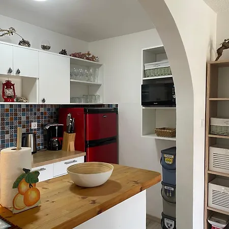 Apartment By The Sea Grebastica, Sibenik - 5270 *